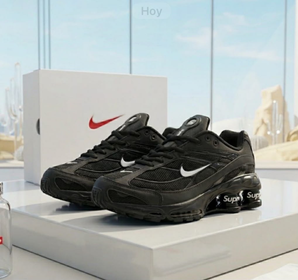 NIKE SHOX SUPREME