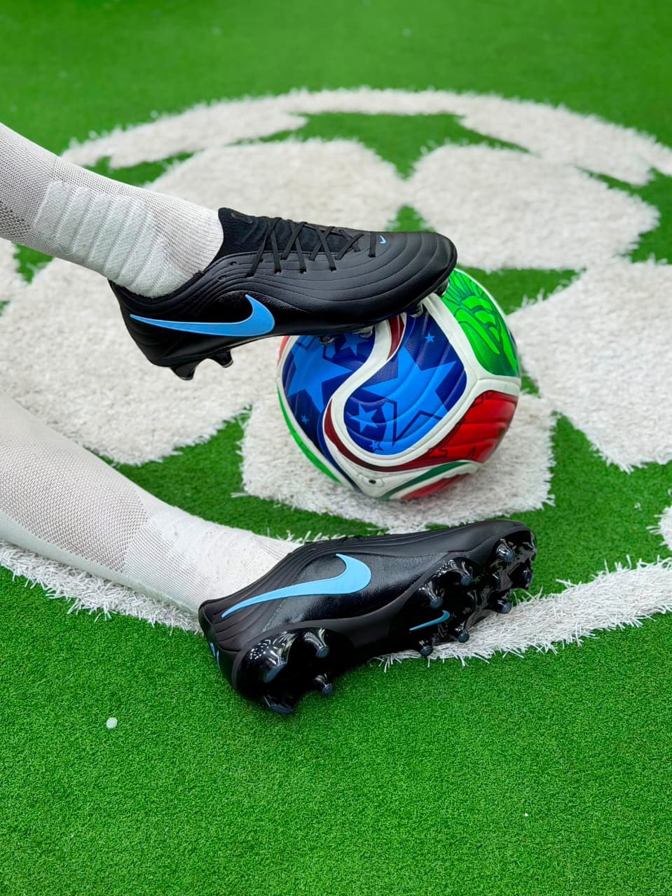 NIKE Tiempo